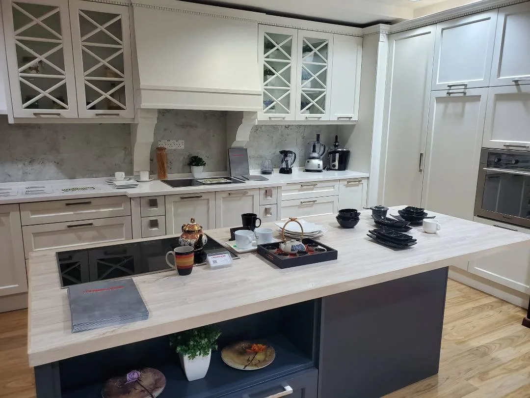 Contemporary kitchen with modular storage