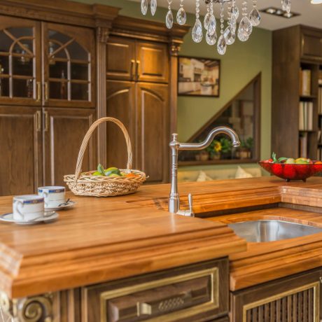 Rowenda-Classic-Kitchen-Interior-20-scaled