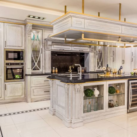 Rowenda-Classic-Kitchen-Interior-29-scaled