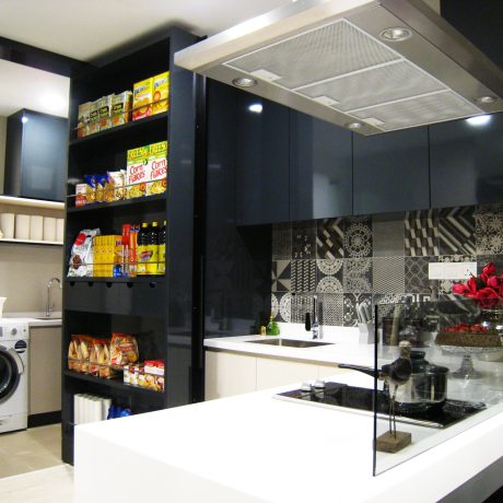 Rowenda-Contemporary-Kitchen-Interior-10-scaled
